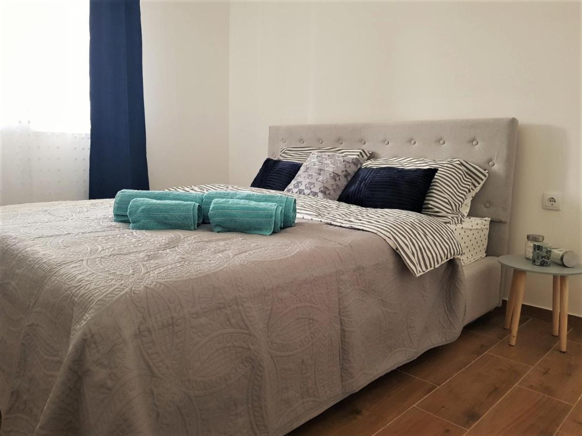 Apartman Astra Sremska Mitrovica Bagian luar foto